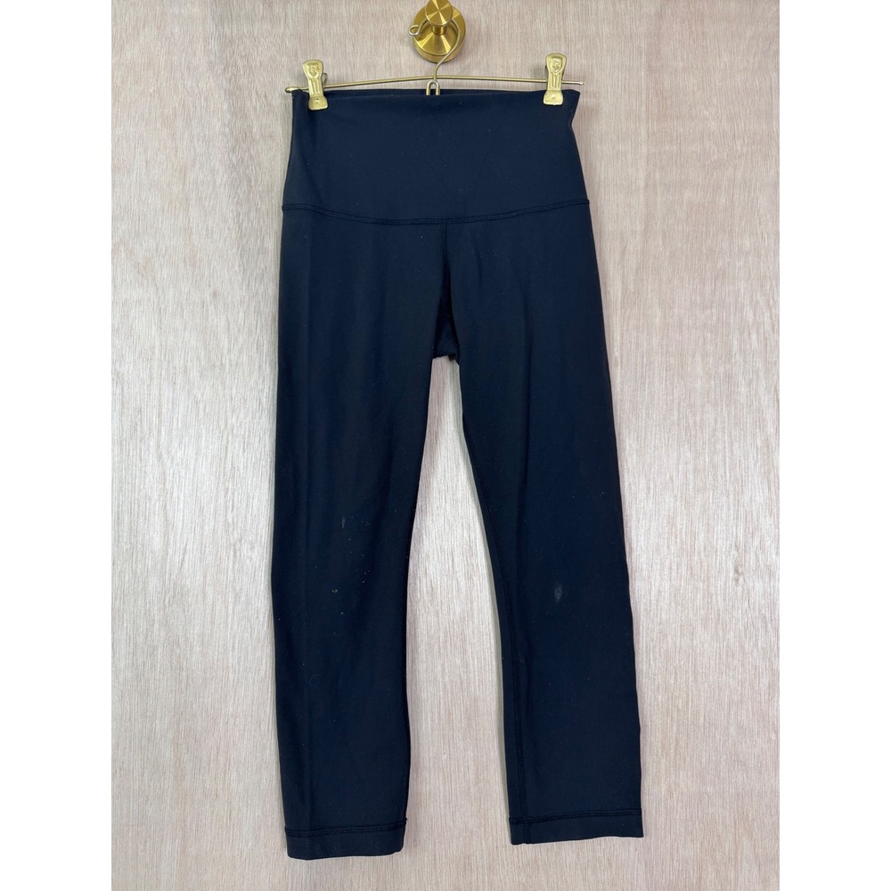 Lululemon Black High Rise Cropped Athletic Leggings Womens Size 4 21 Inch Inseam